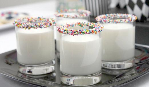 牛奶是美白潤膚的好幫手!