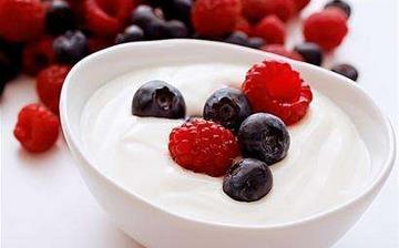 【脫脂酸奶】脫脂酸奶的營養價值_脫脂酸奶的功效和作用_什么牌子的脫脂酸奶好