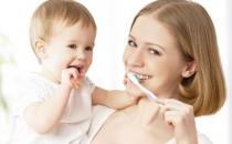 如何盡早發現寶寶長牙發燒