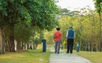 老人冬季養生保健的原則