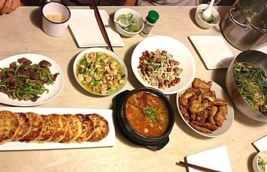 晚飯吃得晚小心疾病找上門!