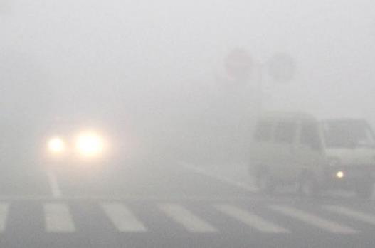 霧霾天氣行車安全常識(shí) 重污染天氣安全出行注意事項(xiàng)