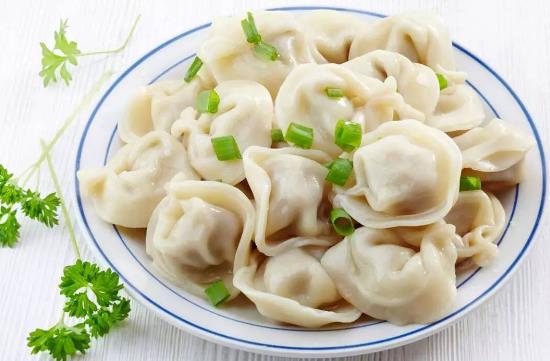 餃子用冷水煮還是沸水煮 開蓋還是不開蓋 要點水嗎