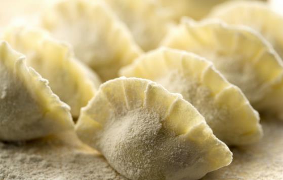 餃子用冷水煮還是沸水煮 開蓋還是不開蓋 要點水嗎