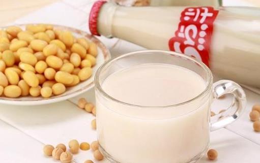 喝牛奶好處多 孕期喝什么奶制品好