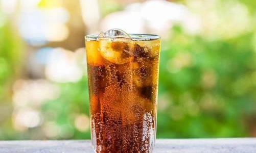 孕婦喝碳酸飲料 對胎兒存在影響