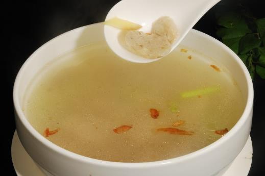  減肥期間不可以只吃素菜 減肥期間不能吃肉？8大誤區