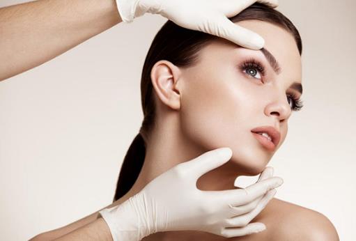 嘴角四周長痘 內因外顯 這些方法可有效去除嘴角長痘