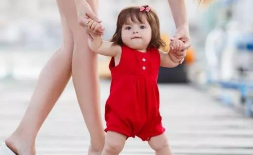 新出生的嬰兒要注意這些病癥