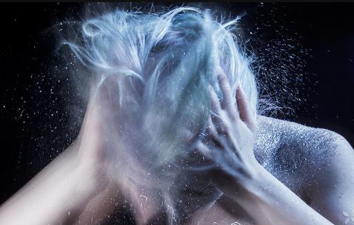 頭屑很嚴重滿頭都是怎么辦？4個好方法幫你來應對