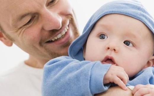造成寶寶說話晚的原因 教寶寶學(xué)說話最有效的方法