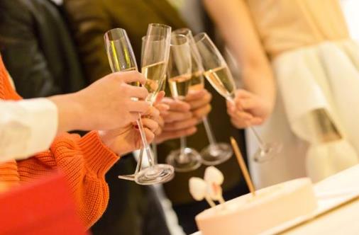 喝酒者，酒后少做4件事！喝酒時做到“3多、3少”，減少酒