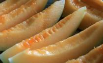 ?哈密瓜熟不熟看幾個(gè)地方就知道 哈密瓜的食用禁忌