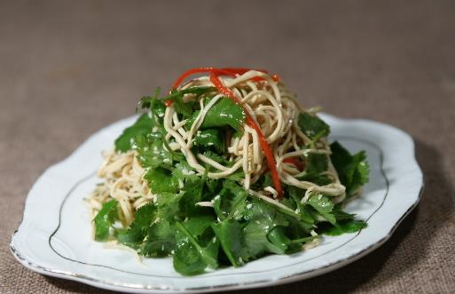 它的“香味”圈粉無數，又讓人嗤之以鼻，殊不知，吃了它