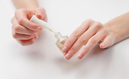 指甲上有豎紋是怎么回事?是好還是壞?聽聽專家怎么說