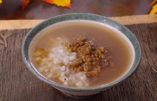 茶水可以泡腳？教你5個(gè)日常養(yǎng)生小秘訣