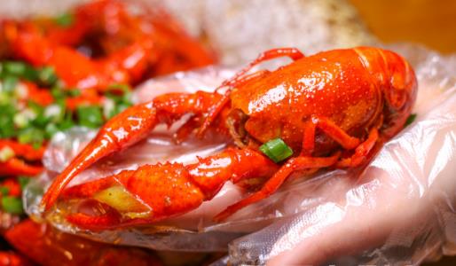  小龍蝦遭遇國家衛(wèi)健委點名！好吃也要注意防病 