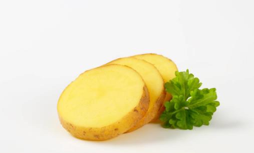 眼袋嚴重影響臉部美觀 可以緩解眼袋的食物