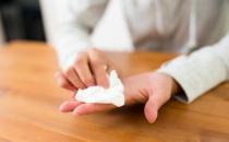 夏秋季手腳出汗吃什么好 手心出汗如何預防才好