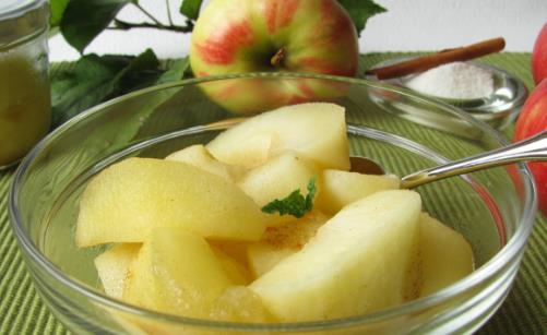 蘋果切開不變色的四個方法，哪個更好？