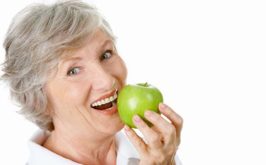 鈣對老年人健康很重要 老年人補鈣注意遠離三個誤區