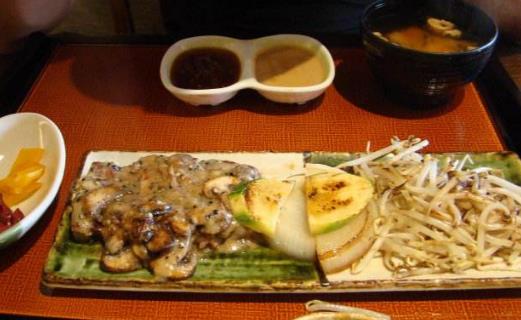 白領(lǐng)上班可養(yǎng)生的八個(gè)方法 上班族一天三餐的養(yǎng)生學(xué)