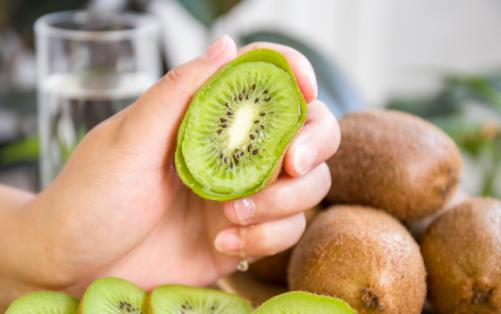 常吃奇異果助眠改善便秘 奇異果的多樣吃法