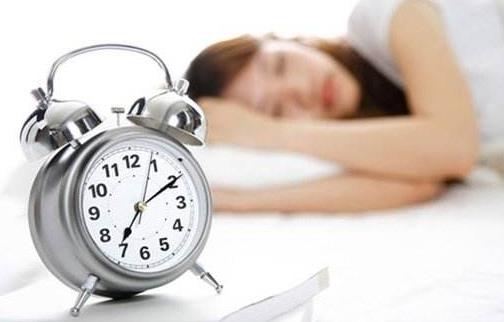 習慣并不一定是壞毛病 賴床的正確方式 