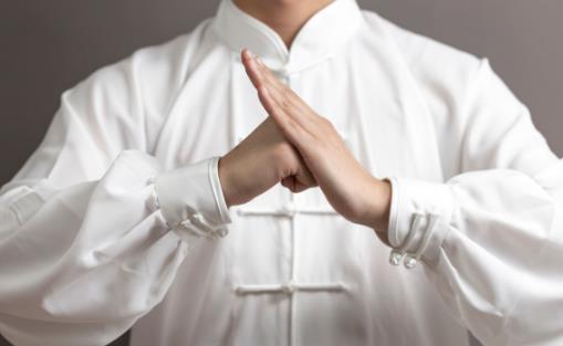 太極拳的運動養生好處多 有助于老人延年益壽