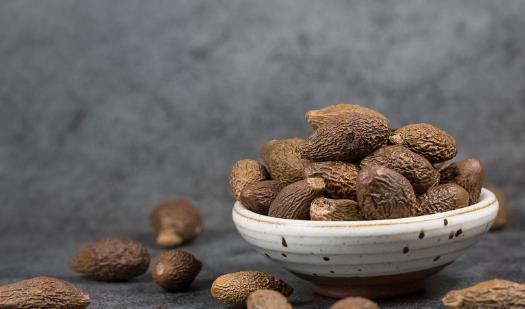 四種治療咽喉腫痛的食物 咽喉腫痛4種最佳治療方法