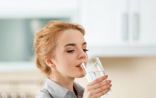 喝水過多也不利于健康 多喝水不如會(huì)喝水