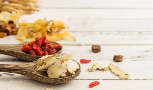 中藥治療疾病的好處多 吃中藥的九大禁忌