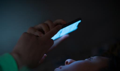 7個習慣讓手機輻射加倍 與手機輻射相關的七大謠言