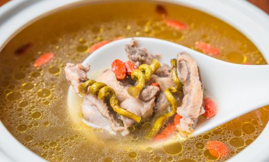 煲湯時間越長越好？盤點4大煲湯誤區