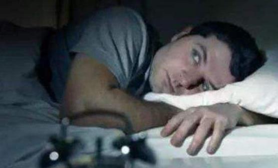 引起失眠的六種情況 六個(gè)小方法能緩解