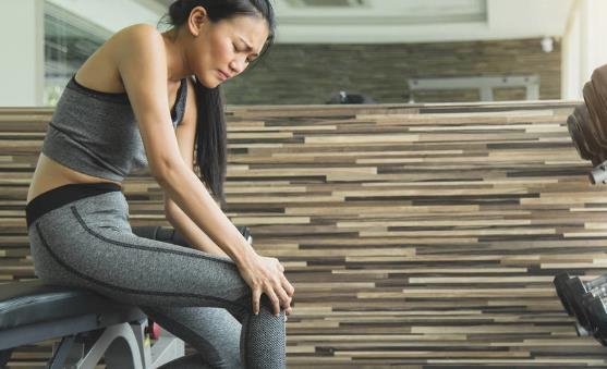 減輕膝蓋疼痛的有效方法 中醫(yī)有小妙招治療關(guān)節(jié)炎