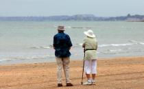 ?老人睡前好習(xí)慣助長壽 睡前不讓自己太累