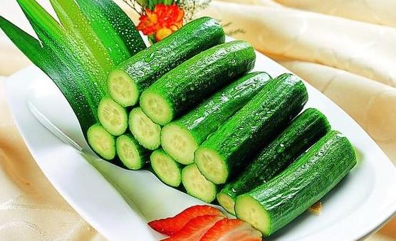 中老年人肥胖的6大危害 老年肥胖癥尤其要注意的飲食結構