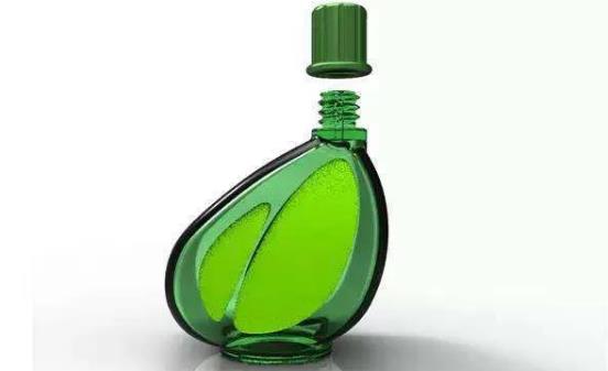 風油精和清涼油都是夏季必備的藥品。平時感冒、頭暈、蚊蟲叮咬都