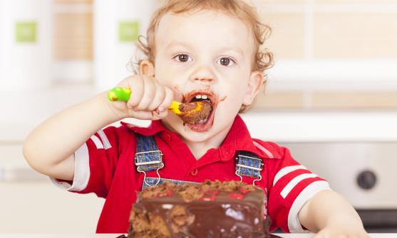 寶寶吃鹽過多影響寶寶的健康 寶寶添加食鹽的注意事項
