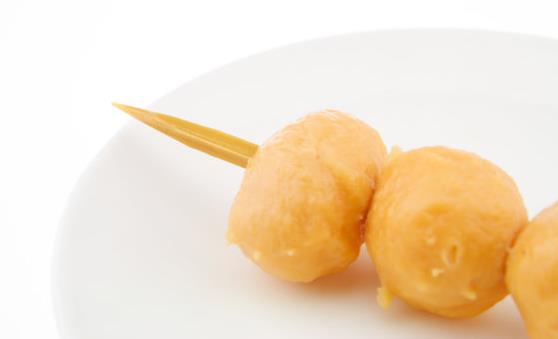 周歲內寶寶碰不得的8類家常食物 家長莫踩雷