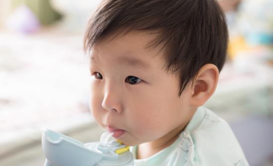 寶寶發燒如何應對 給寶寶退熱警惕5個誤區