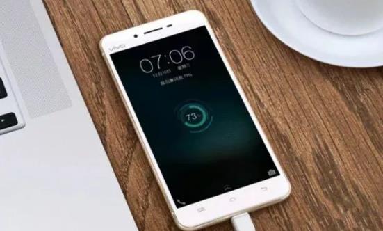 五個手機屏幕保養小竅門 必看正確清潔手機屏幕的妙招