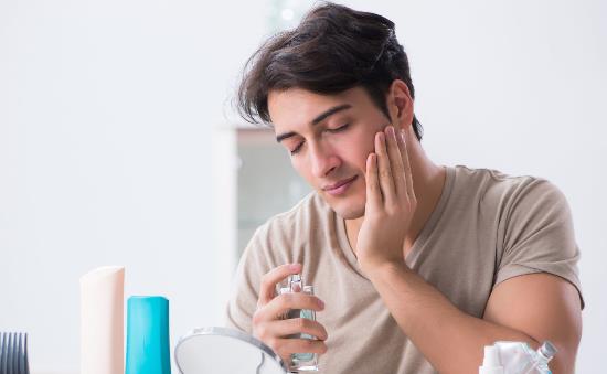 男人護膚刻不容緩 不同膚質的男士護膚有什么方法 