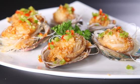 鮑魚(yú)的營(yíng)養(yǎng)價(jià)值非常高 鮑魚(yú)的5種經(jīng)典吃法