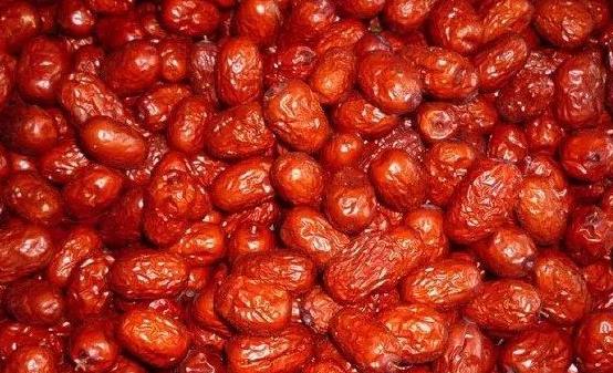 紅棗泡水養肝排毒 不適合吃紅棗養生的人群