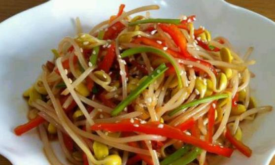 豆芽品種豐富營養全面 豆芽的簡單家常做法