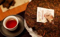 早餐不建議吃哪些食物，不吃早餐的危害：低血糖、胃炎、胃潰瘍